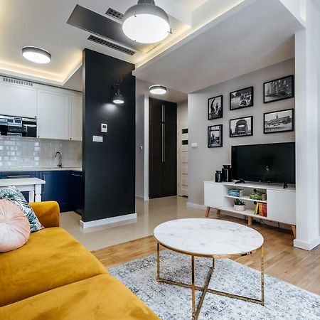 Apartamenty Wielopole Krasków Exterior foto