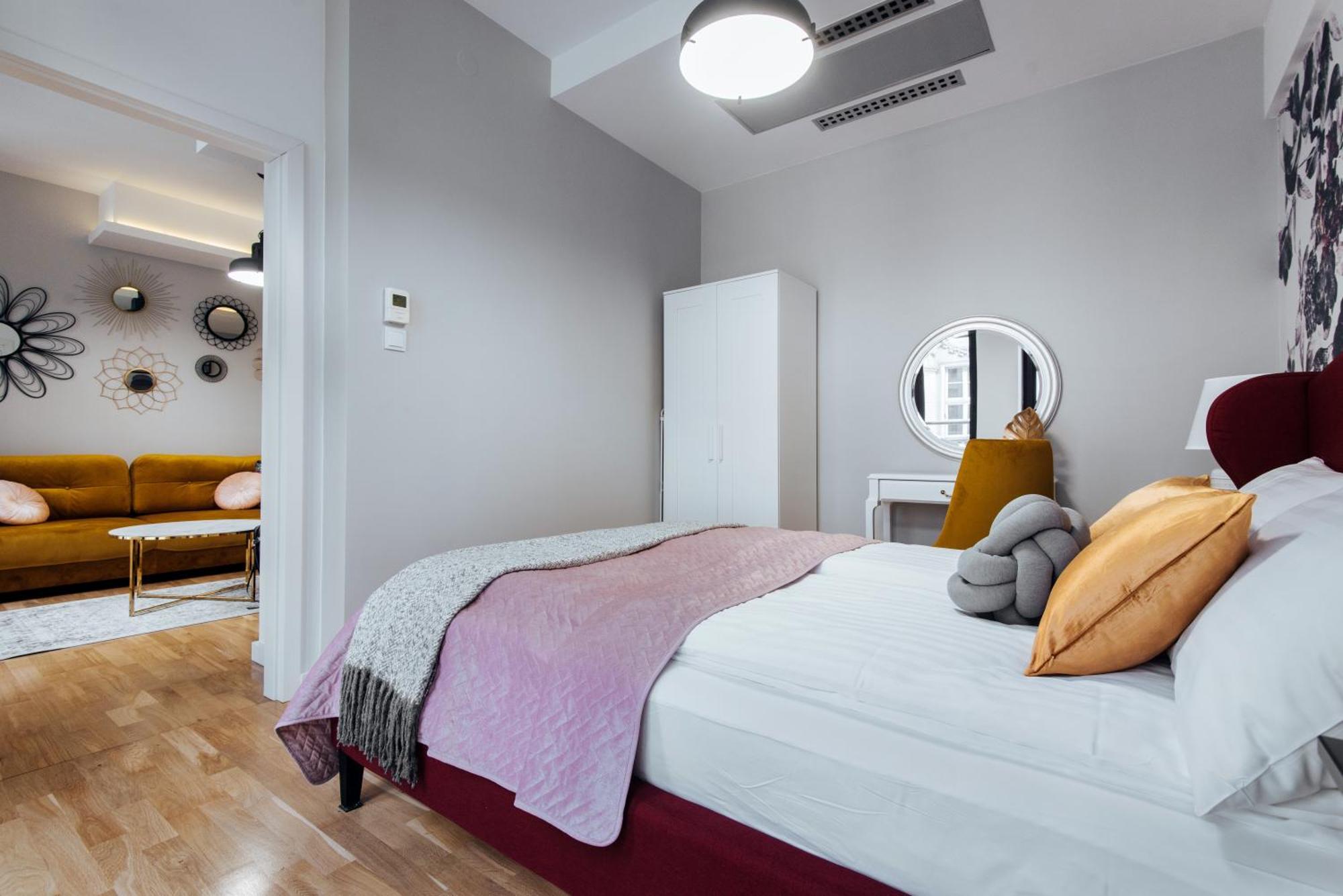 Apartamenty Wielopole Krasków Exterior foto